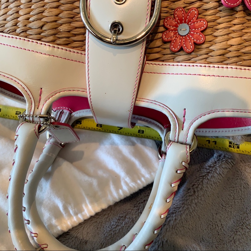 COACH 💯 Rare Limited Rattan basket purse - Picture 3 of 8